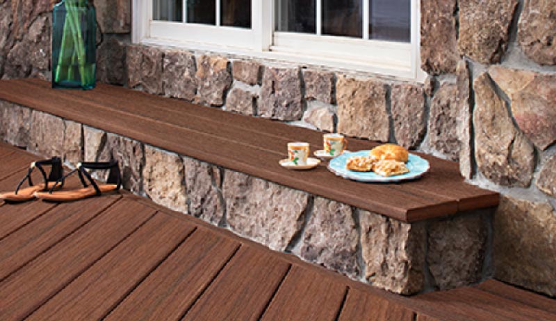 Cómo poner un suelo de madera para tu terraza exterior