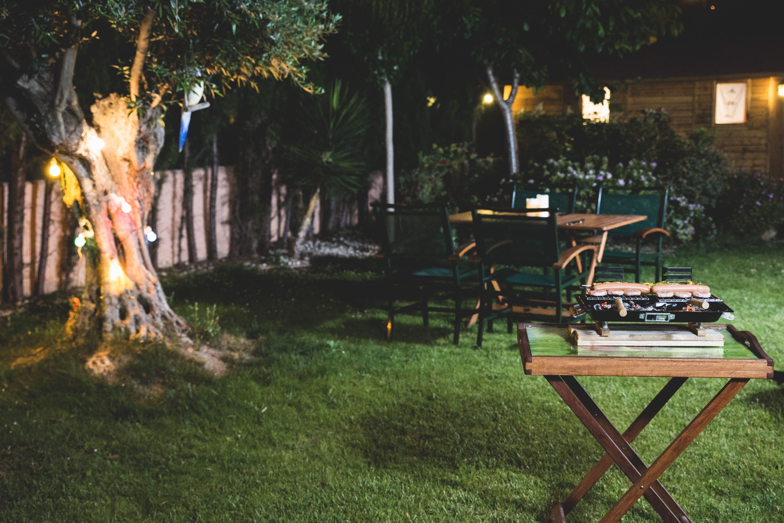 Toldos vela, la solución más funcional (y decorativa) para dar sombra a tu  terraza, patio o jardín