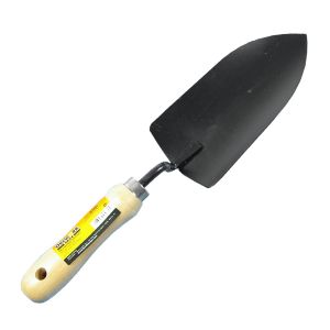Pala con mango de madera