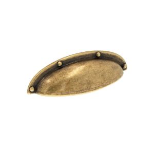 Tirador para muebles en zamac dist entre ejes 64 mm