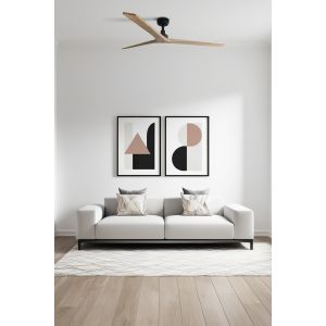 Ventilador de techo negro con palas de madera clara elegante y funcional