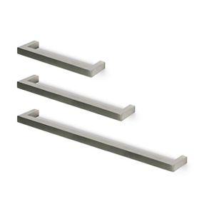Tirador acero inox kube. Elegir largo. Distancia 524