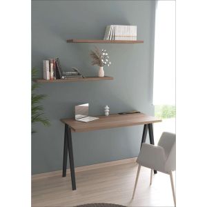 Mesa de estudio funcional con bandeja portalápices integrada