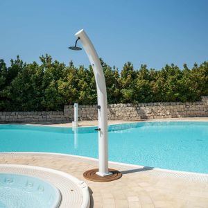 Ducha solar exterior de aluminio blanco sined doccia dafne bianca