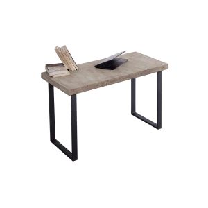 Mesa de estudio natural con diseño funcional y resistente