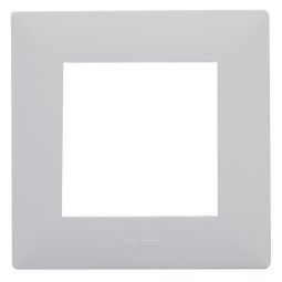 Marco 1 elemento blanco Legrand Niloe Step