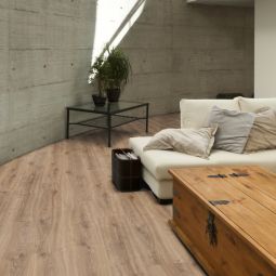 Suelo laminado roble 8mm AC5 Oliva