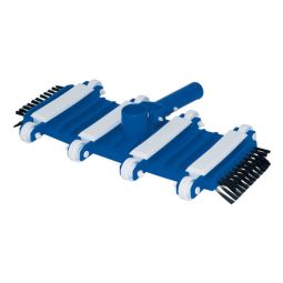 Cepillo flexible con ruedas piscina  Blooma