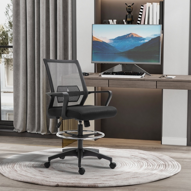 Silla de oficina ergonómica ajustable negra con reposapiés