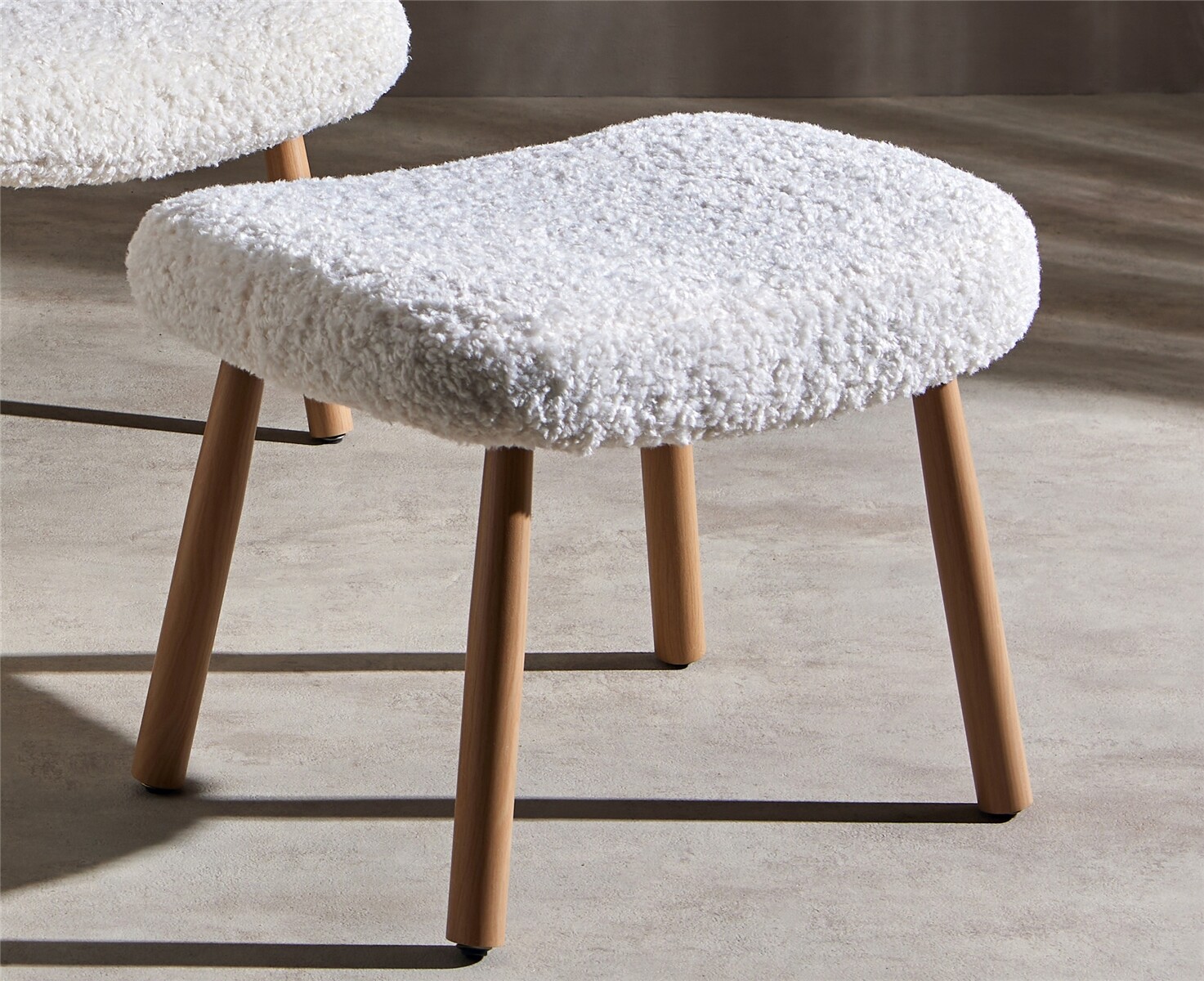 Banqueta akin borrego largo 60x42x43 cms